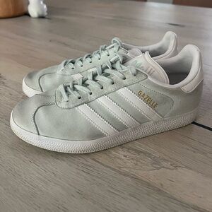 Adidas Gazelle Ice Mint / White / Gold Metallic Sneakers Size 6.5 Style BA9599